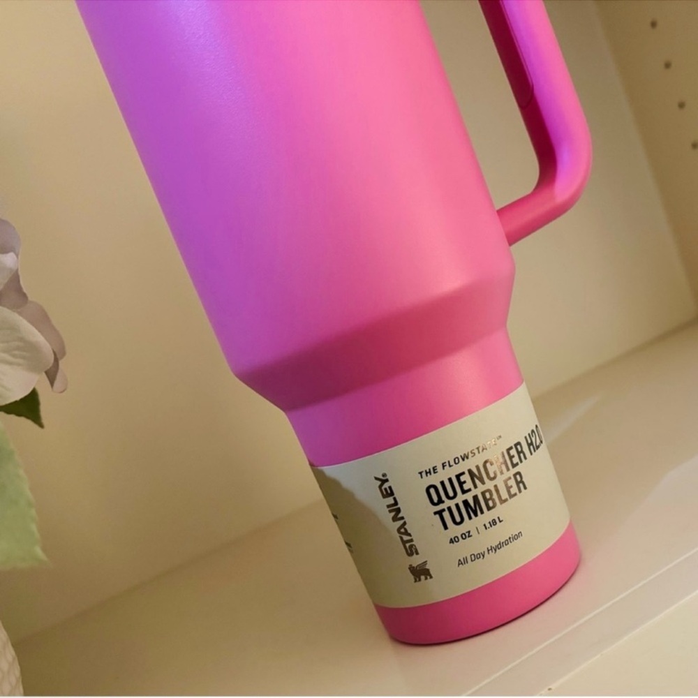 🎉LAST CHANCE🎉Stanley‎ 40oz. Quencher H2.0 FlowState Tumbler Peony - Picture 5 of 8